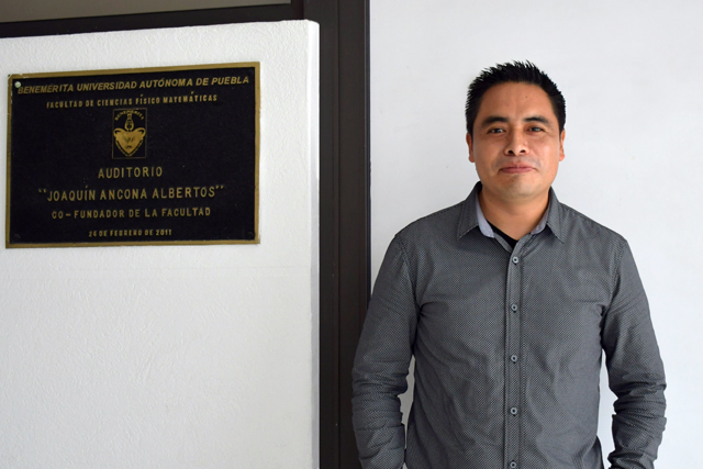 BUAP gradúa a su primer doctor en Educación Matemática