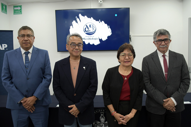 ICUAP presenta informe de avances del Posgrado en Microbiología