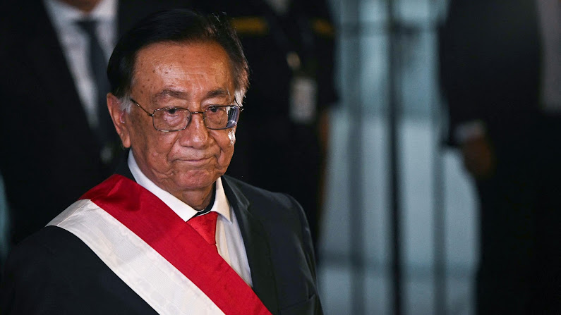 Perú suma ocho presidentes en una década por crisis política