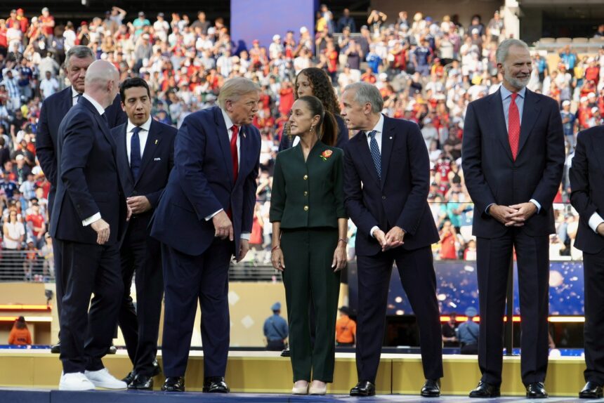 Sheinbaum dialoga con Trump y Carney sobre revisión del T-MEC