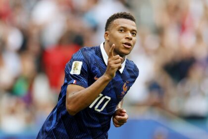 Mbappé establece récord de máximo goleador en la historia de Mundiales