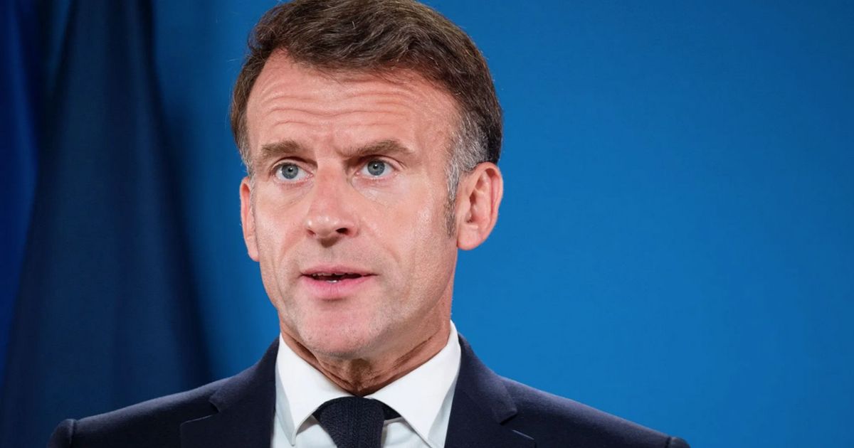 Francia prohíbe redes sociales a menores de 15 años desde 2026