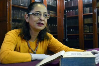 Biblioteca Lafragua BUAP preserva valioso patrimonio documental