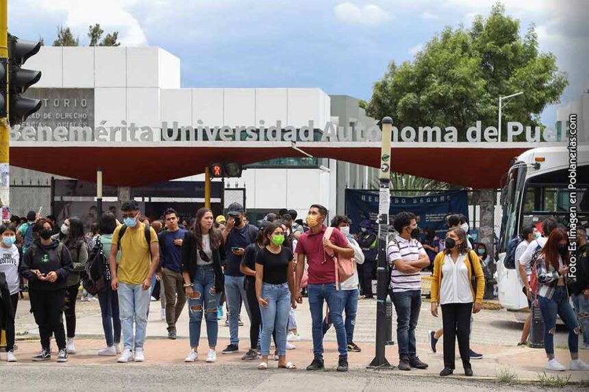 BUAP abre convocatoria para lugares disponibles en 2026