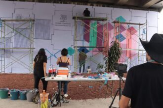 Arte urbano y BUAP transforman cruce inseguro para mujeres en Puebla