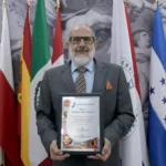 Premian a investigador de la BUAP por trayectoria en biología reproductiva