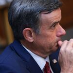 Director de la CIA viaja a Moscú para reuniones confidenciales