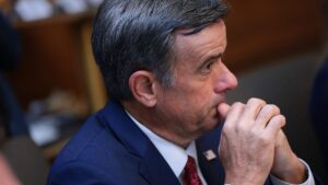 Director de la CIA viaja a Moscú para reuniones confidenciales