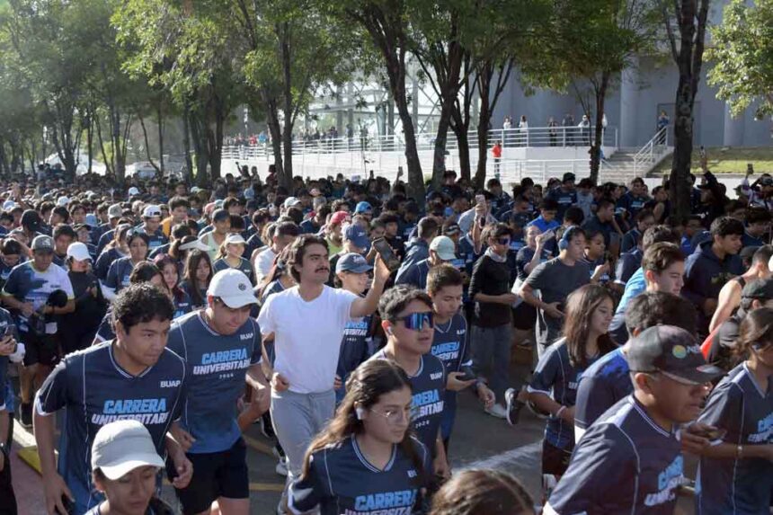 Carrera Universitaria BUAP 2026 reúne a 2 mil corredores en Puebla