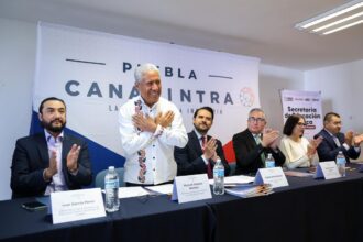 Puebla: 14 tecnológicos y Canacintra firman alianza educativa