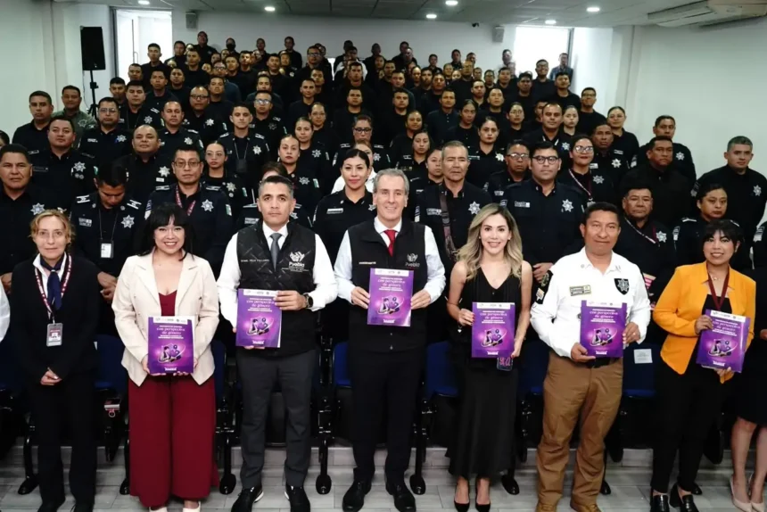 Puebla actualiza protocolo policial con enfoque de género
