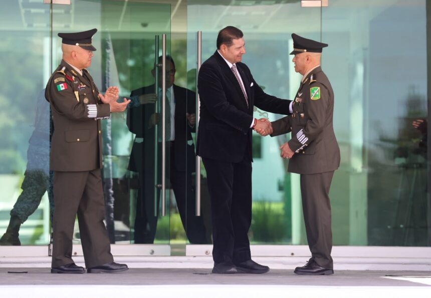 Puebla refuerza seguridad con nuevo comandante de la VI Región Militar