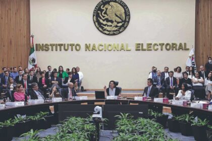 INE avala spots del PRI contra Morena y Samuel García por libertad de expresión