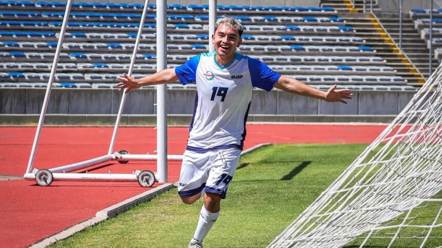 Lobos BUAP vence a La Salle Neza y recupera liderato en CONADEIP