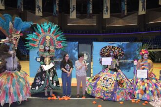 BUAP realiza su primer Desfile de Día de Muertos en Puebla